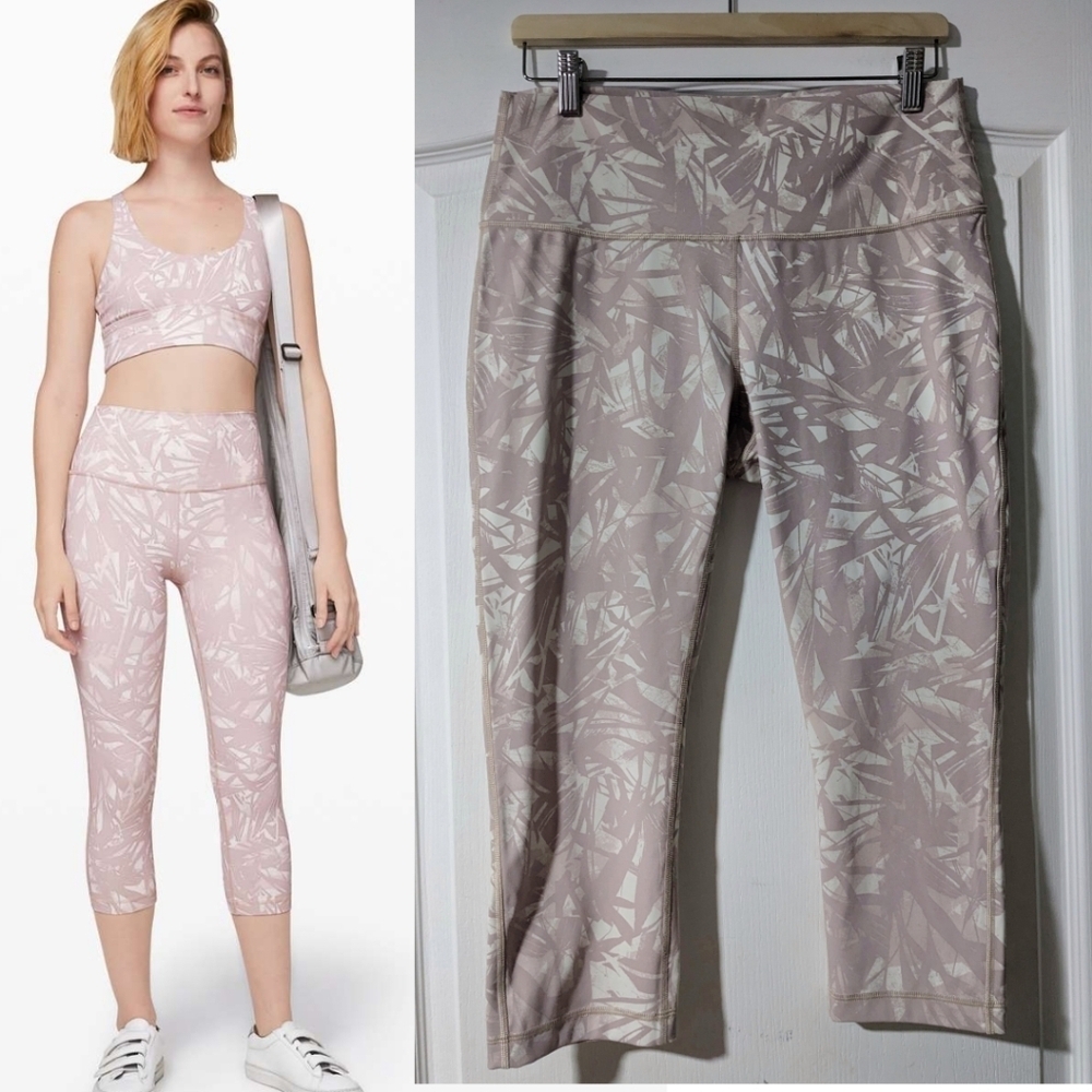 Lululemon | Wunder Under Crop in Shadow Leaf Light Ivory Muse/Light Ivory